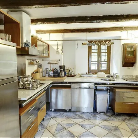 Chateau Cascara Villa