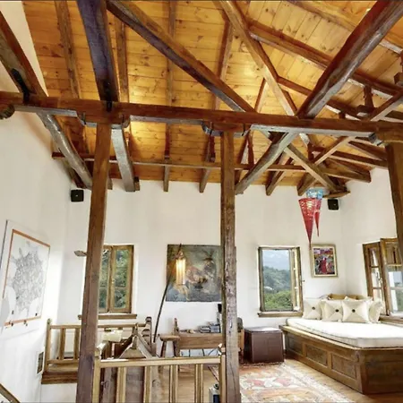 Chateau Cascara Mourésion