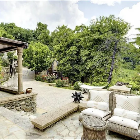 Villa Chateau Cascara