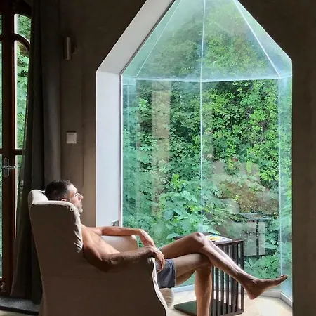 Chateau Cascara * Mourésion